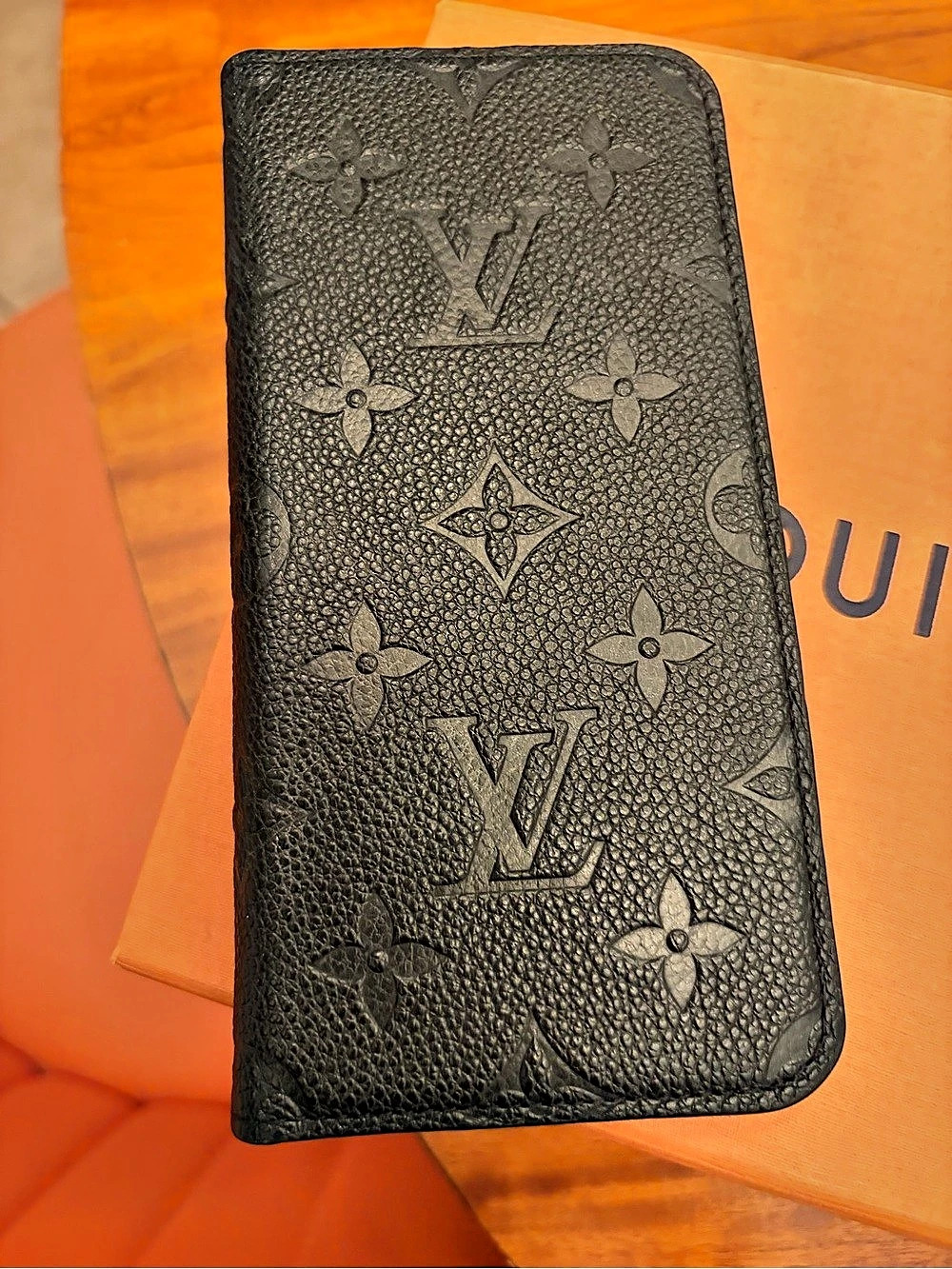 100% Authentic Louis Vuitton Monogram Leather Phone Case in Black